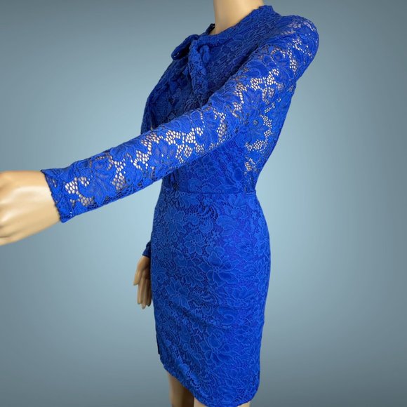 Carol Catugy Full Lace Bodycon Dress Medium Blue Backless Bow High Neck Stretch - Picture 3 of 15